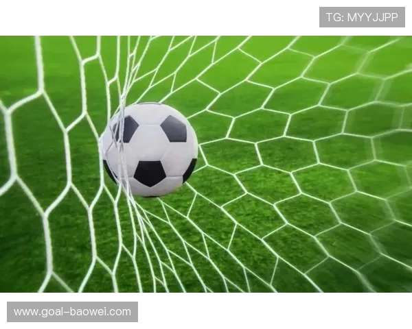 足球巨星风采尽显 精美壁纸收藏打造属于你的足球梦想世界